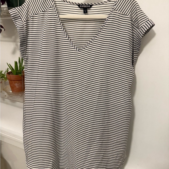 Express Women's Striped V-Neck Tee - Picture 1 of 2